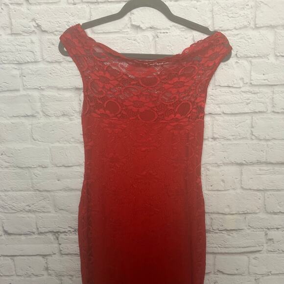 Red Lace Mermaid Style Bodycon Cocktail Evening Dress - Picture 3 of 6